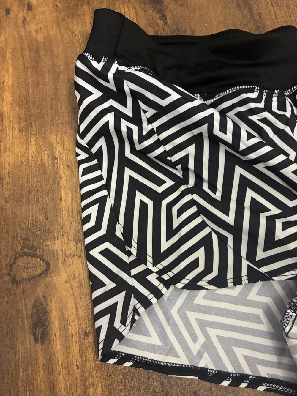 Athletic Works Girl’s Large Geometric Athletic Shorts - Picture 3 of 7